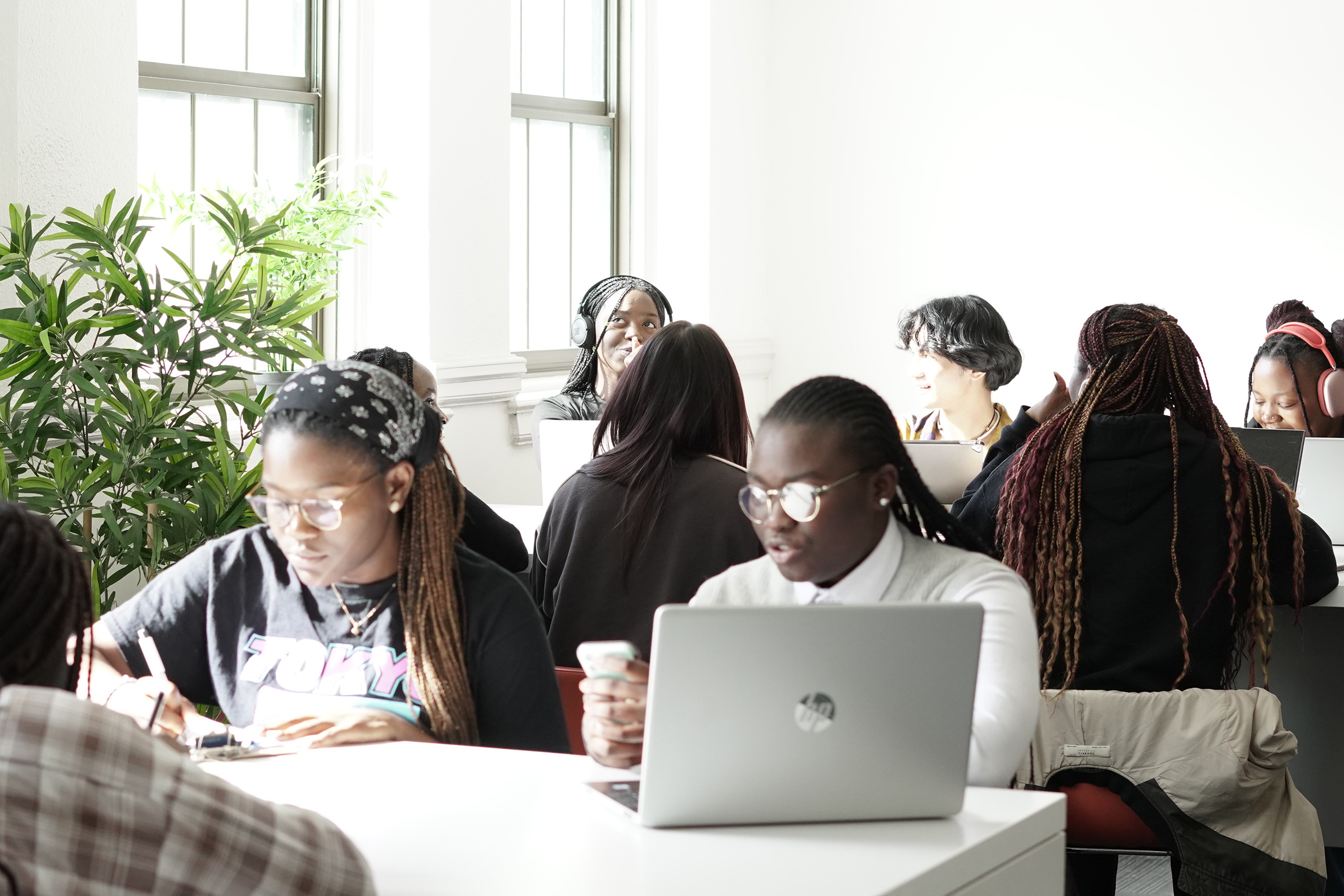 First Year students studying in the U1 Student Lounge
