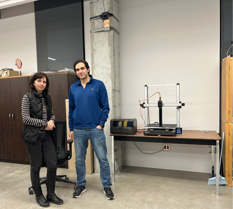 Two people in a lab.