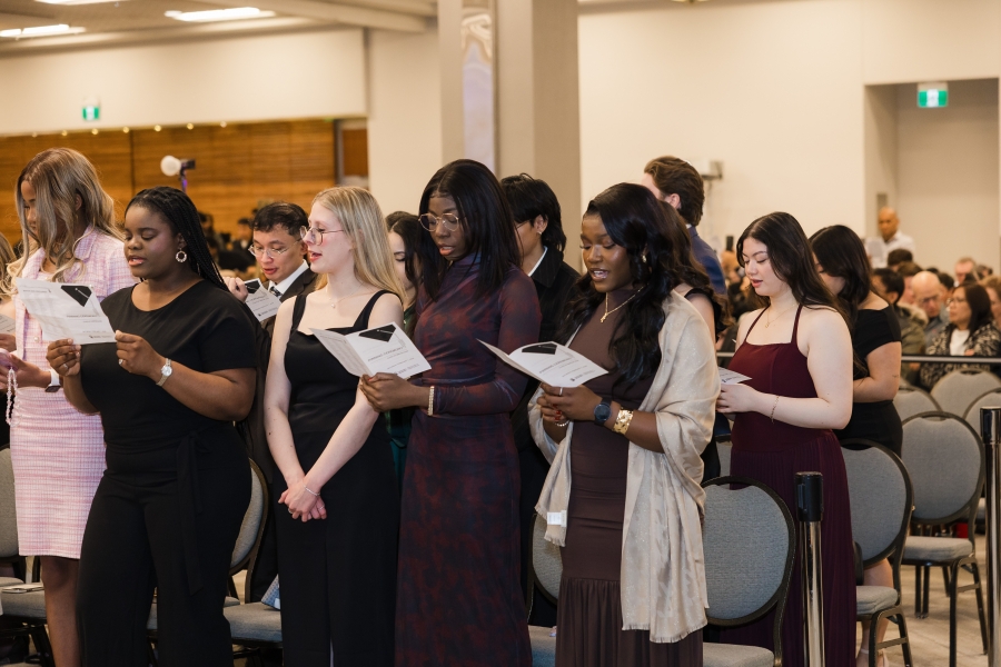 Nursing graduands read the UM nursing pledge at the February 20256 pinning ceremony.