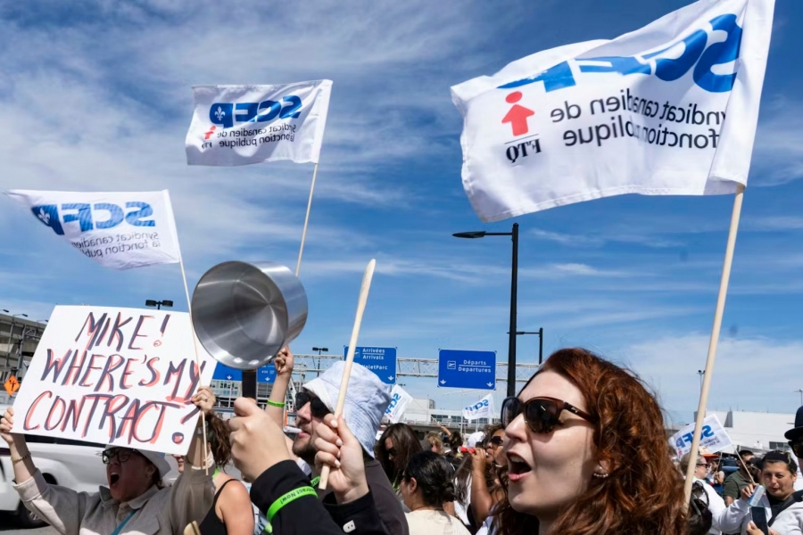 Protesters at Montreal airport