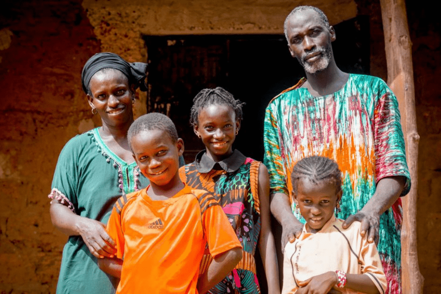 A Senegalese family smiling