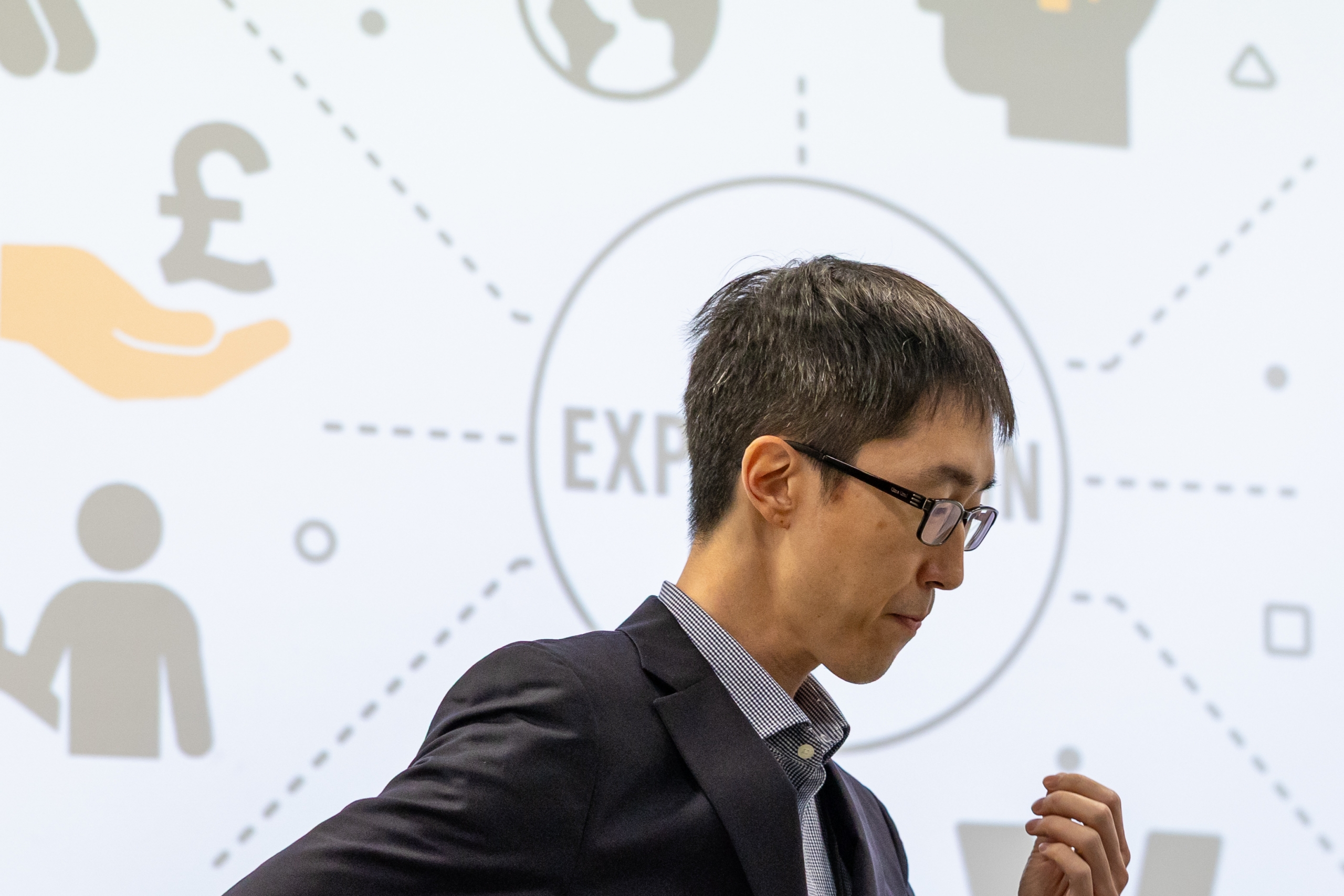 Asper Assistant Professor Jae Yun Kim was one of the presenters