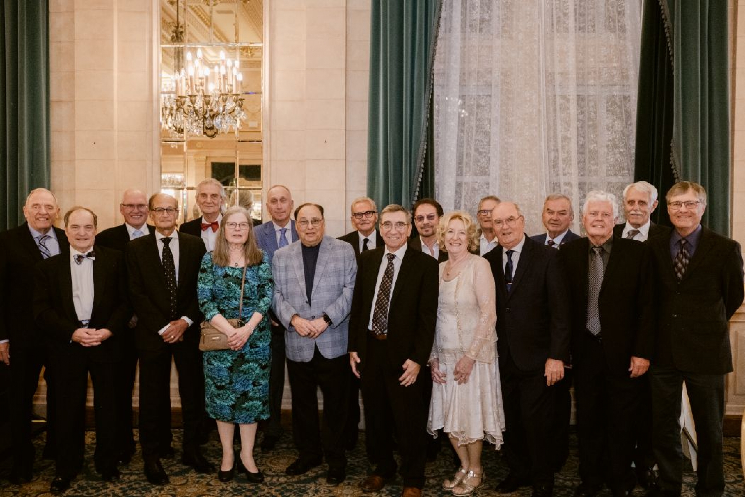 The Class of 1976 poses for a photo. 