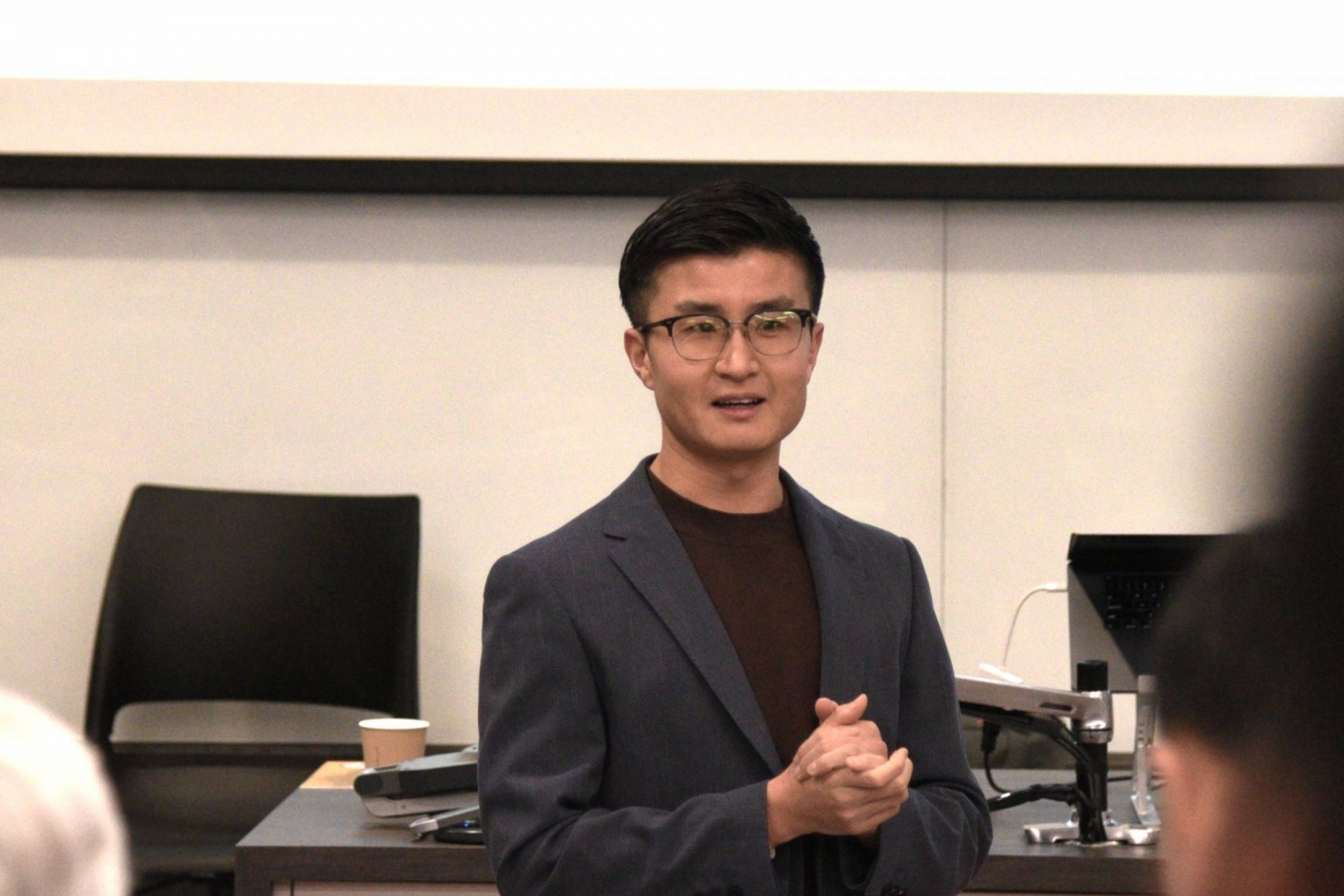 Wenxi Pu speaks at Reg Litz teaching day