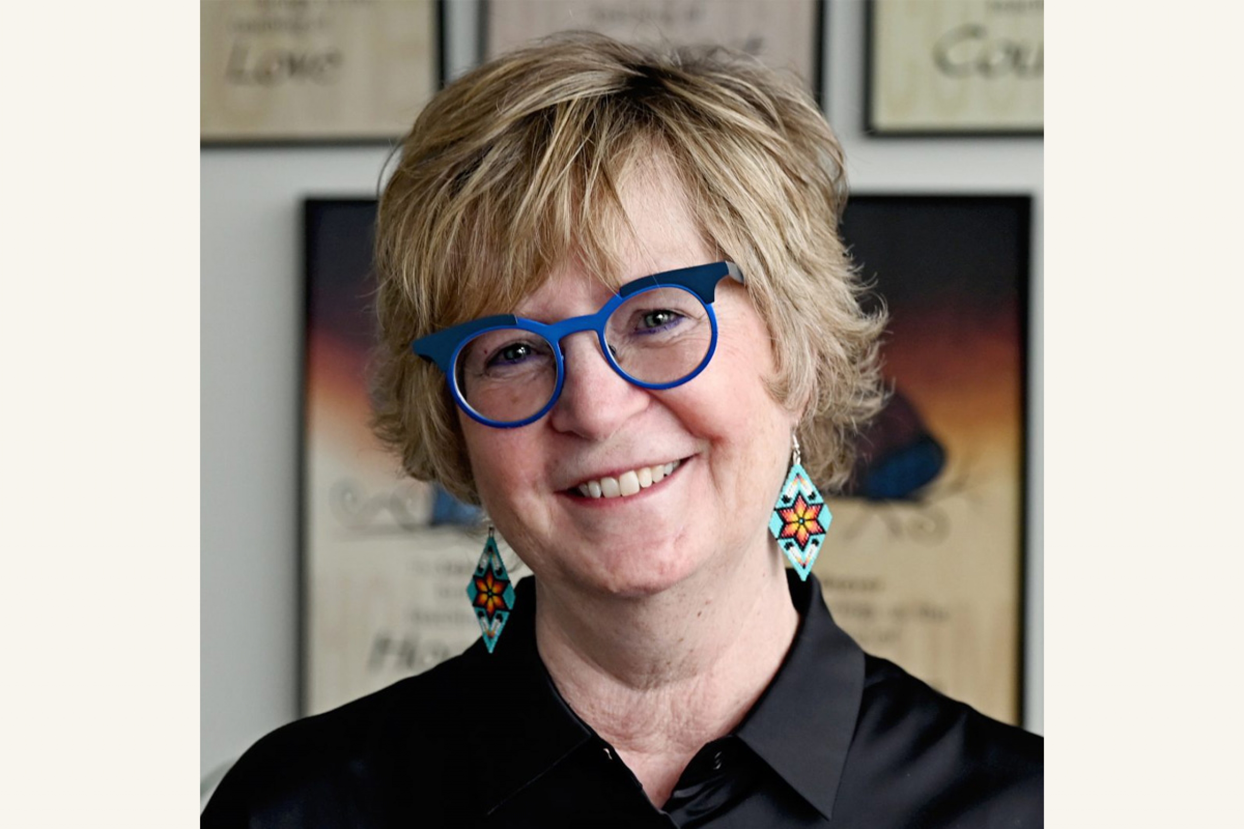 Portrait of Dr. Wendy Smith.