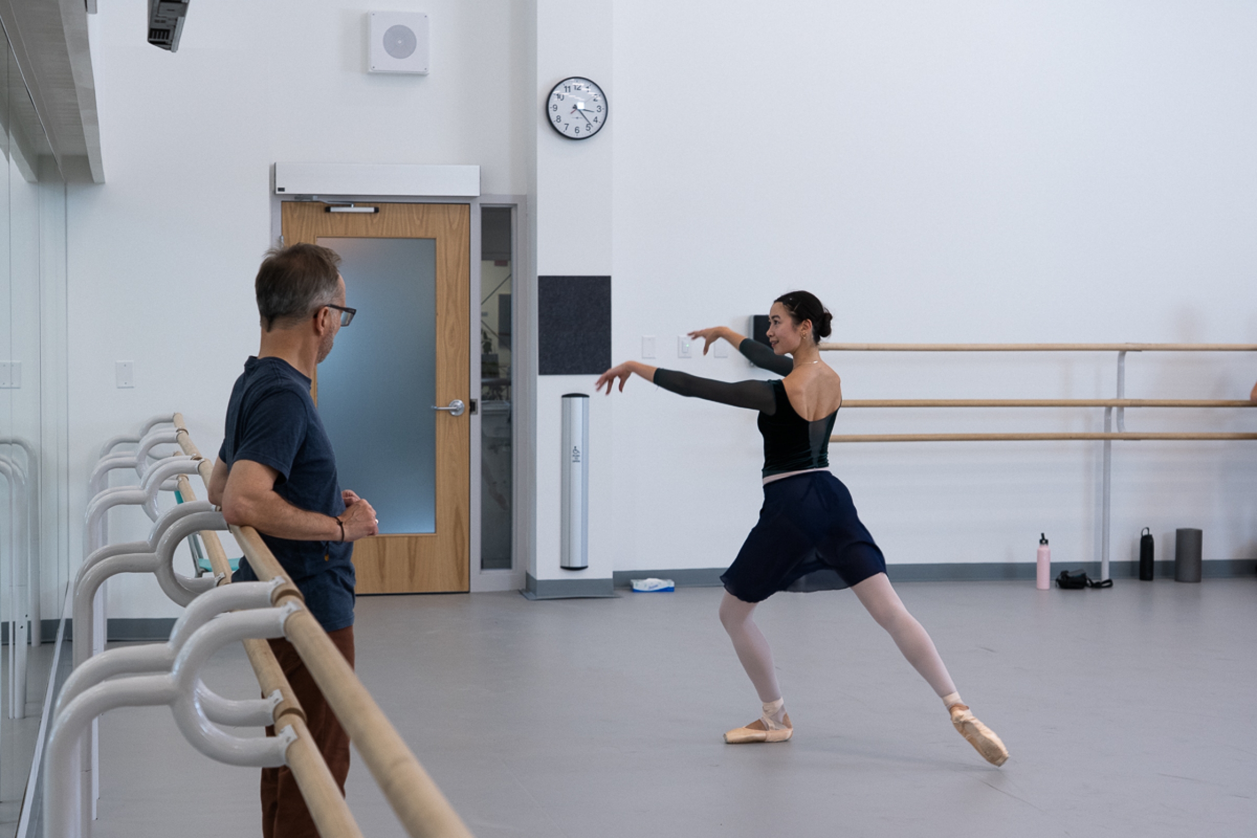 Kyra Soo performing Who Cares? and reviewed by artistic director Christopher Stowell