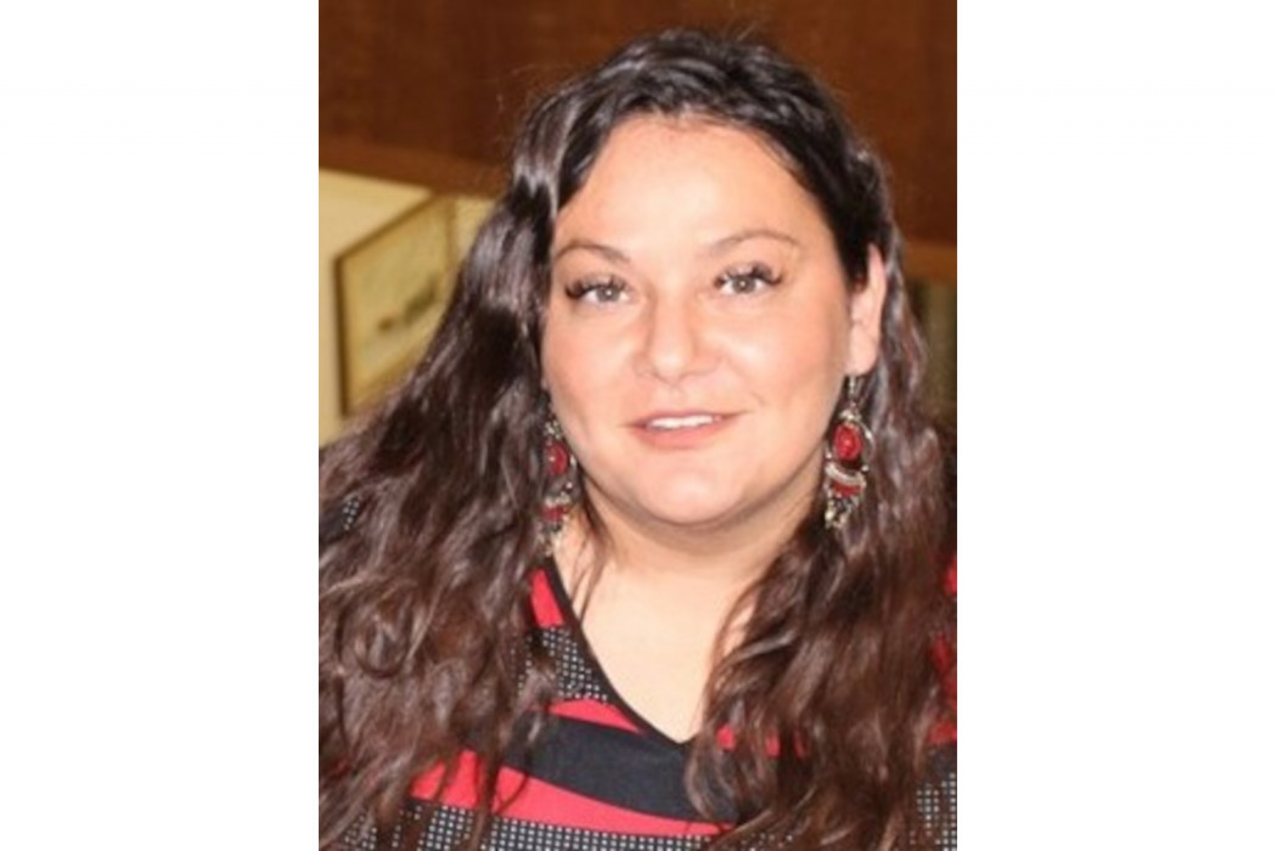 Portrait of Dr. Mandy Buss. 