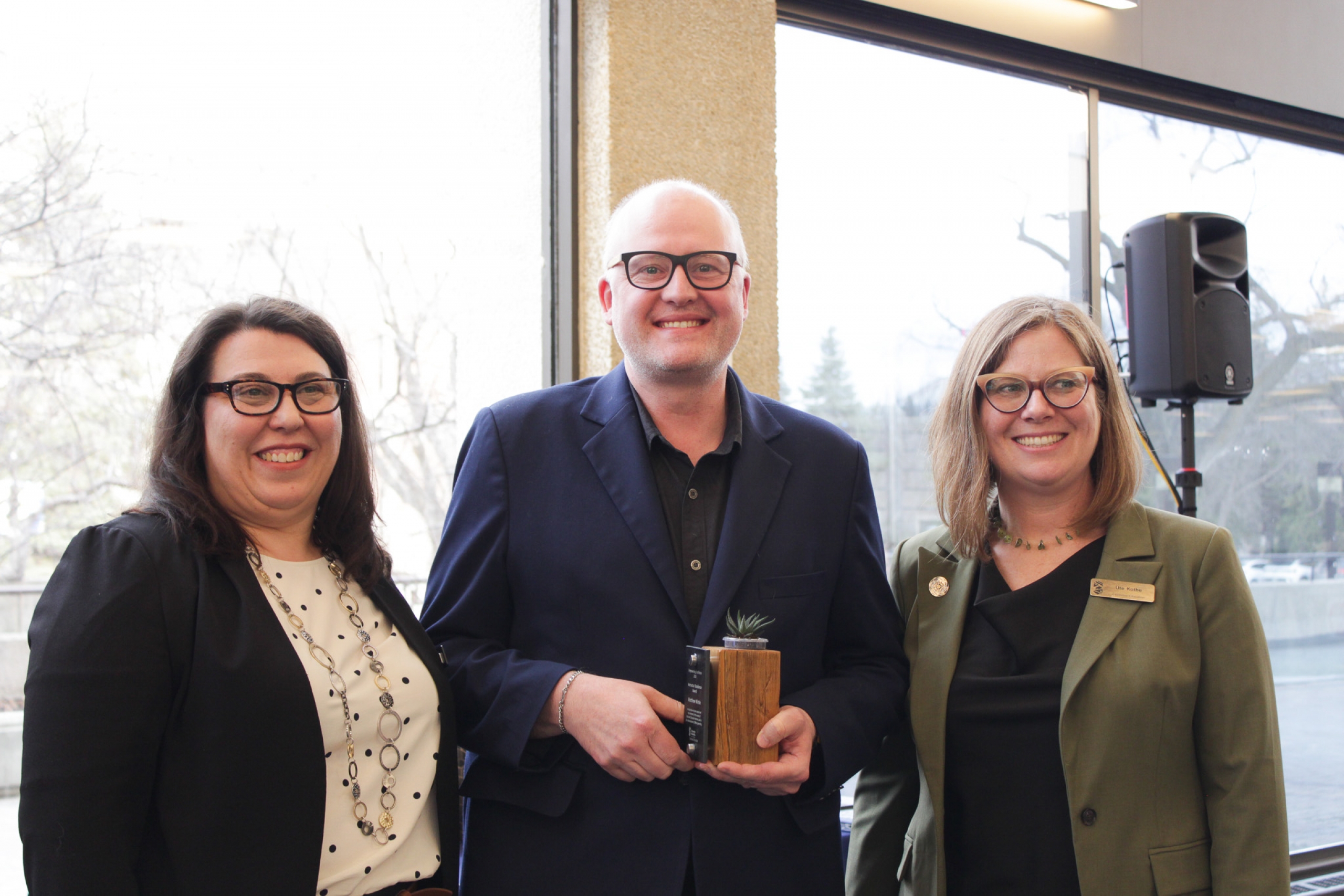Matthew Wiebe with Marcia McKenzie and Ute Kothe