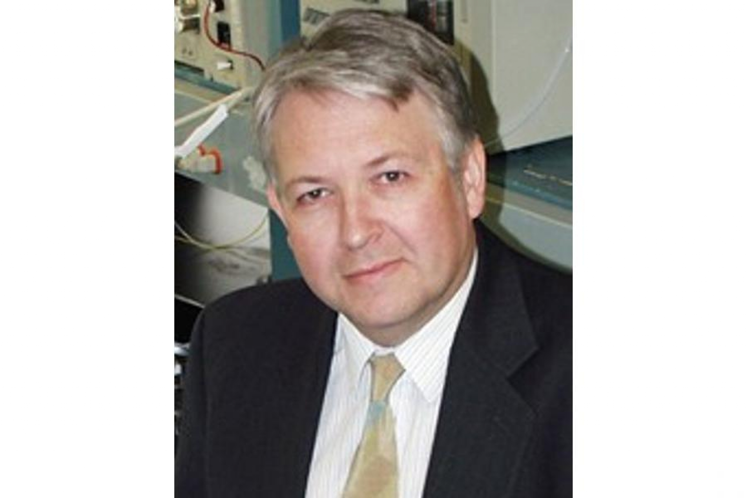 Portrait of Dr. Paul Fernyhough. 