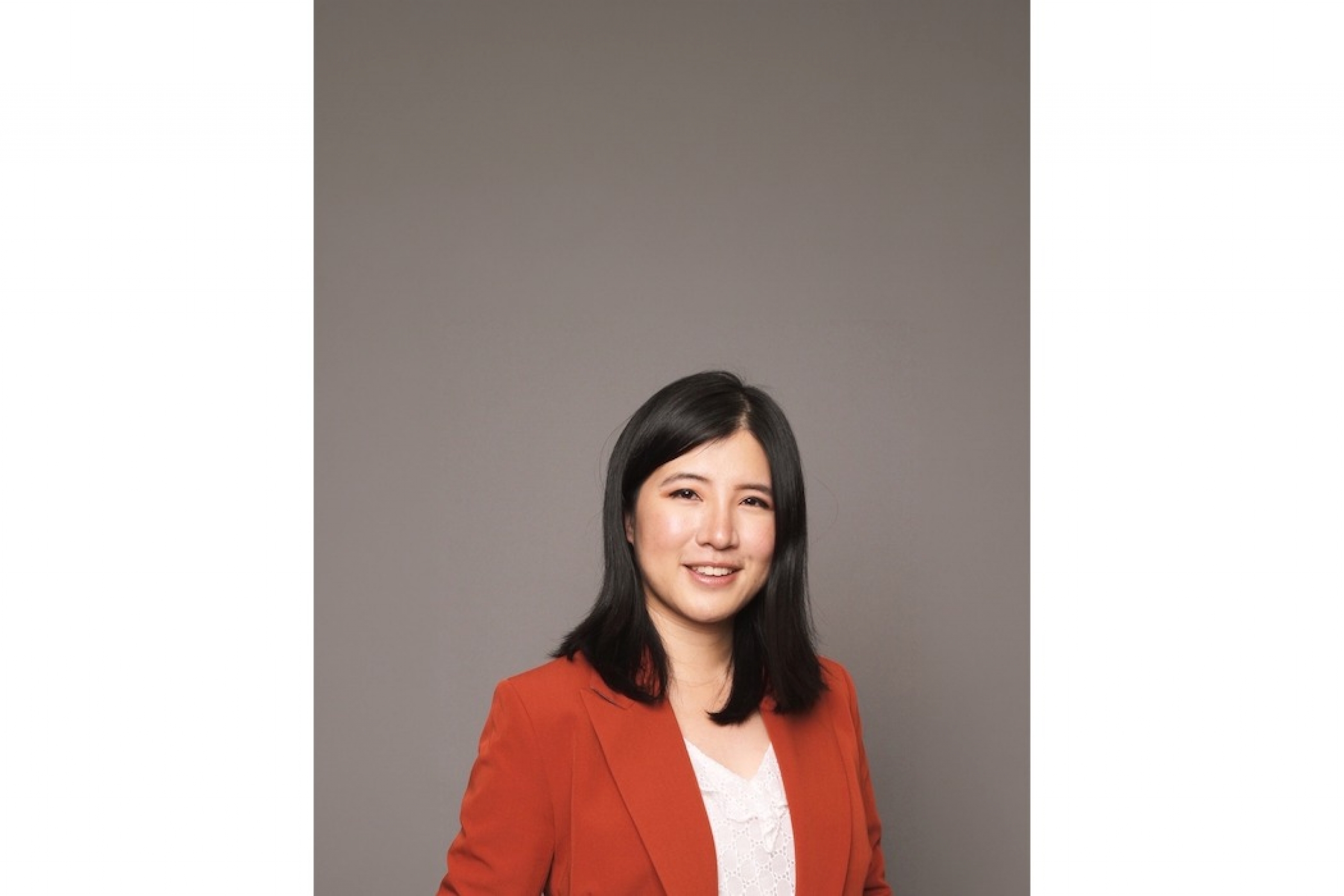 Portrait of Dr. Sophie Qiu.