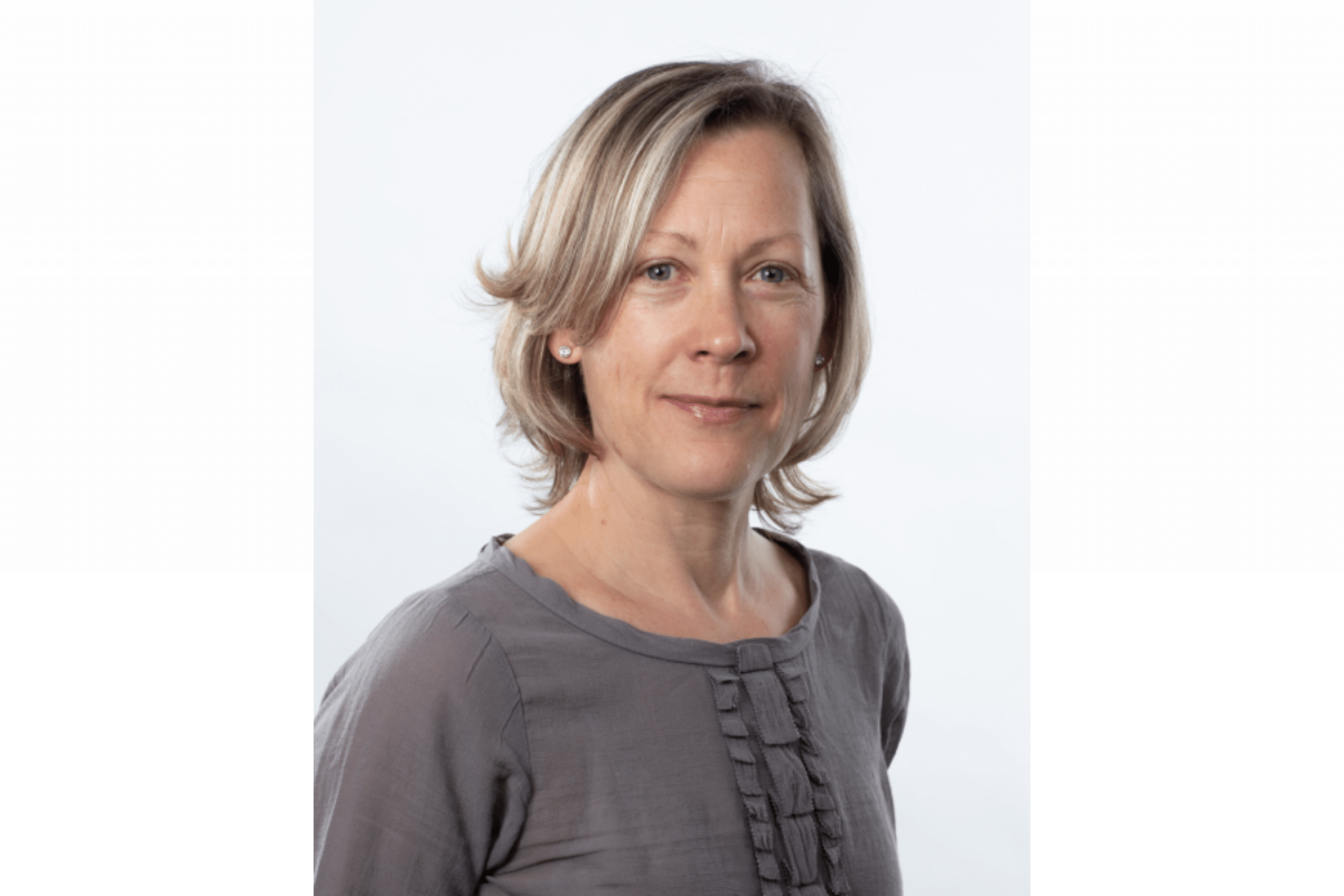 Headshot image of Barbara Rose-Lovett.