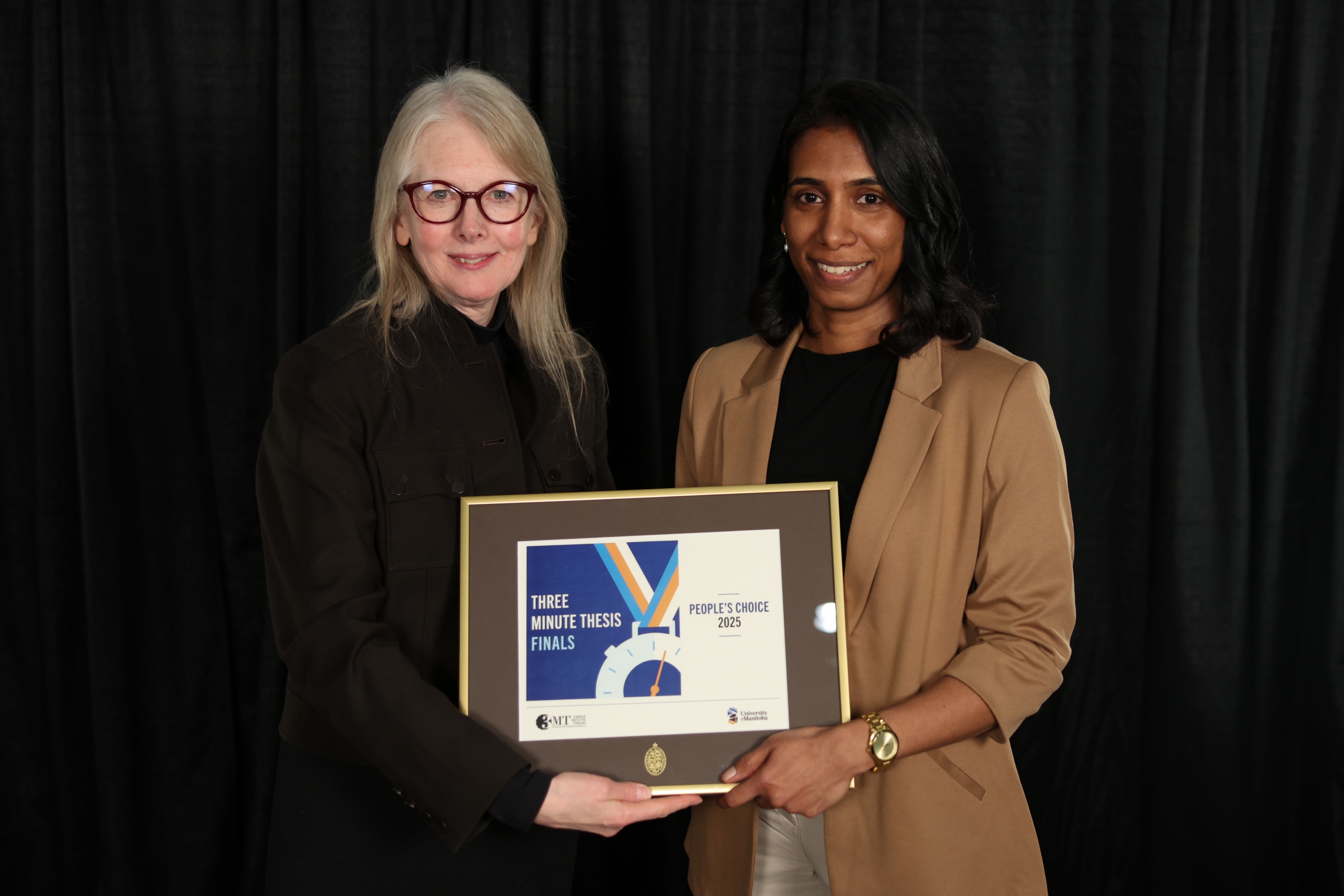 Dr. Diane Hiebert-Murphy and People’s Choice Winner Madhushani Ariyadasa.