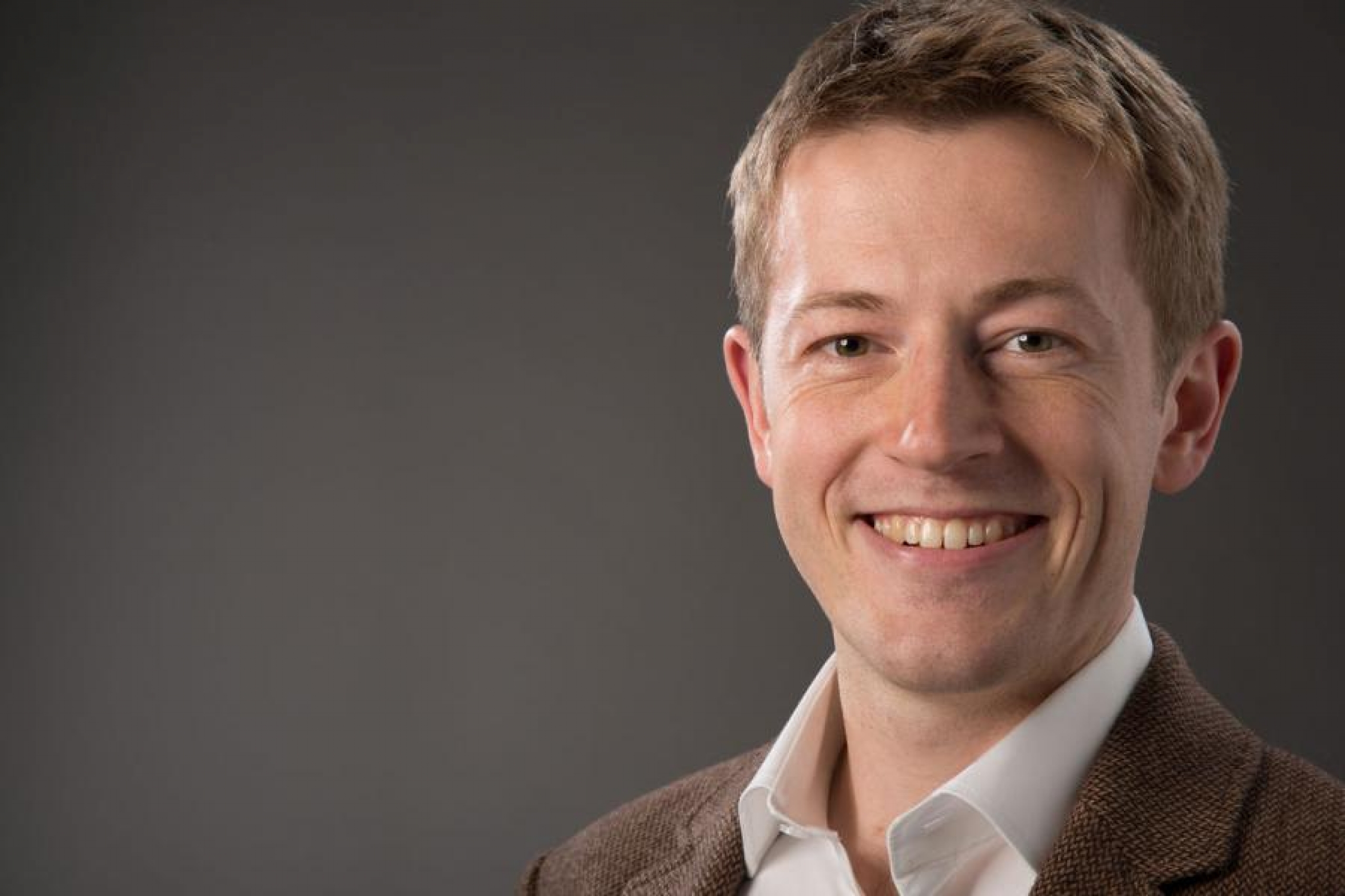 Headshot of Robert Beattie.